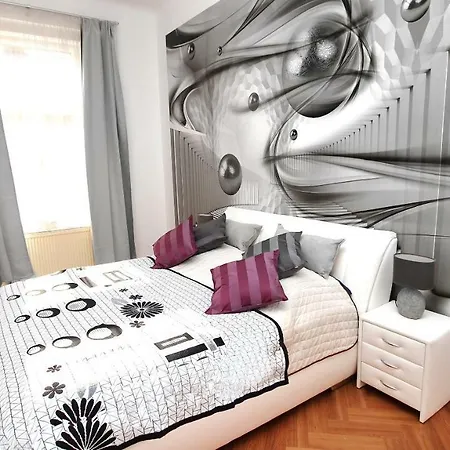 Taurus 2 Apartment Prag