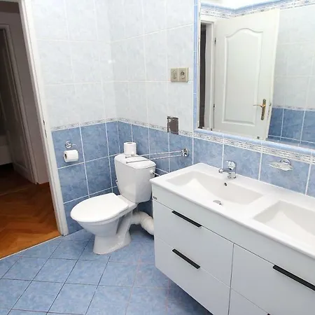 Taurus 2 * Praga